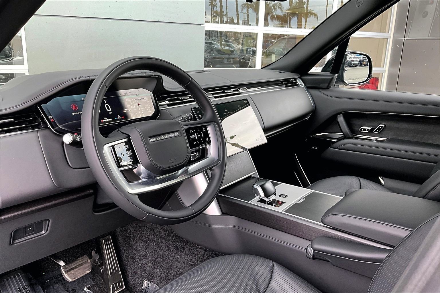 New 2026 Land Rover Range Rover SV image 6