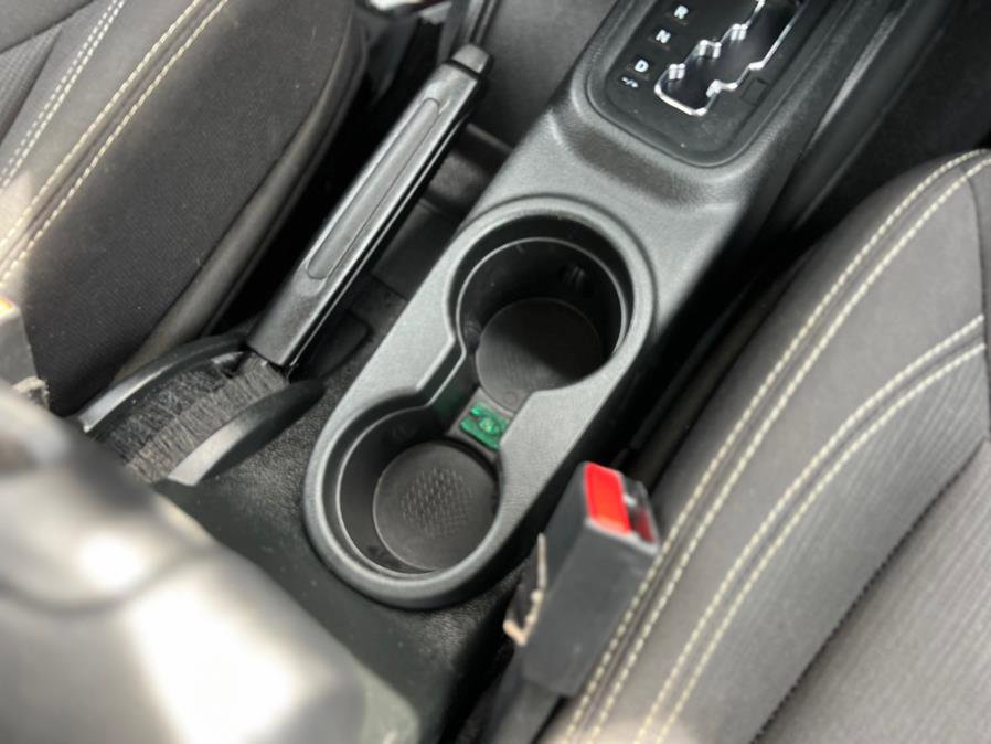 Used 2018 Jeep Wrangler Unlimited Sahara image 15