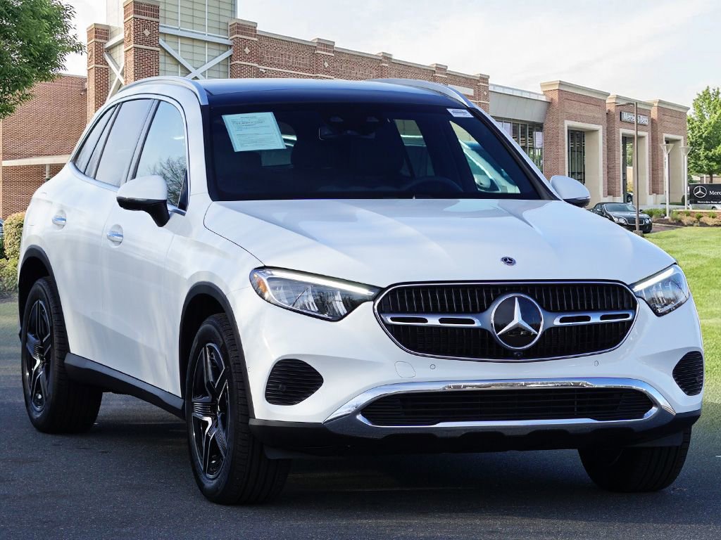 Certified 2026 Mercedes-Benz GLC 300 4MATIC image 3