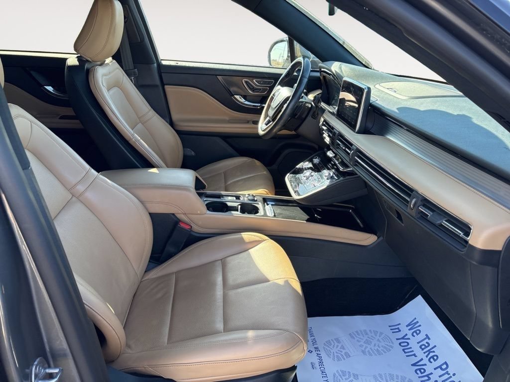 Used 2021 Lincoln Corsair Reserve AWD/4WD image 23