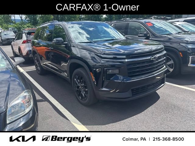 Used 2025 Chevrolet Traverse LT w/ Enhanced Driving Package AWD/4WD image 3