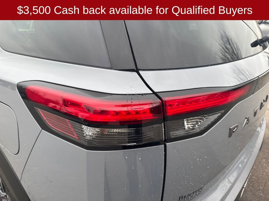 New 2026 Nissan Pathfinder Platinum image 44