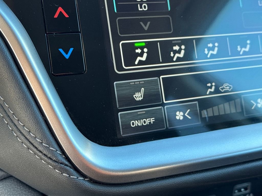 Used 2025 Subaru Outback Premium image 24