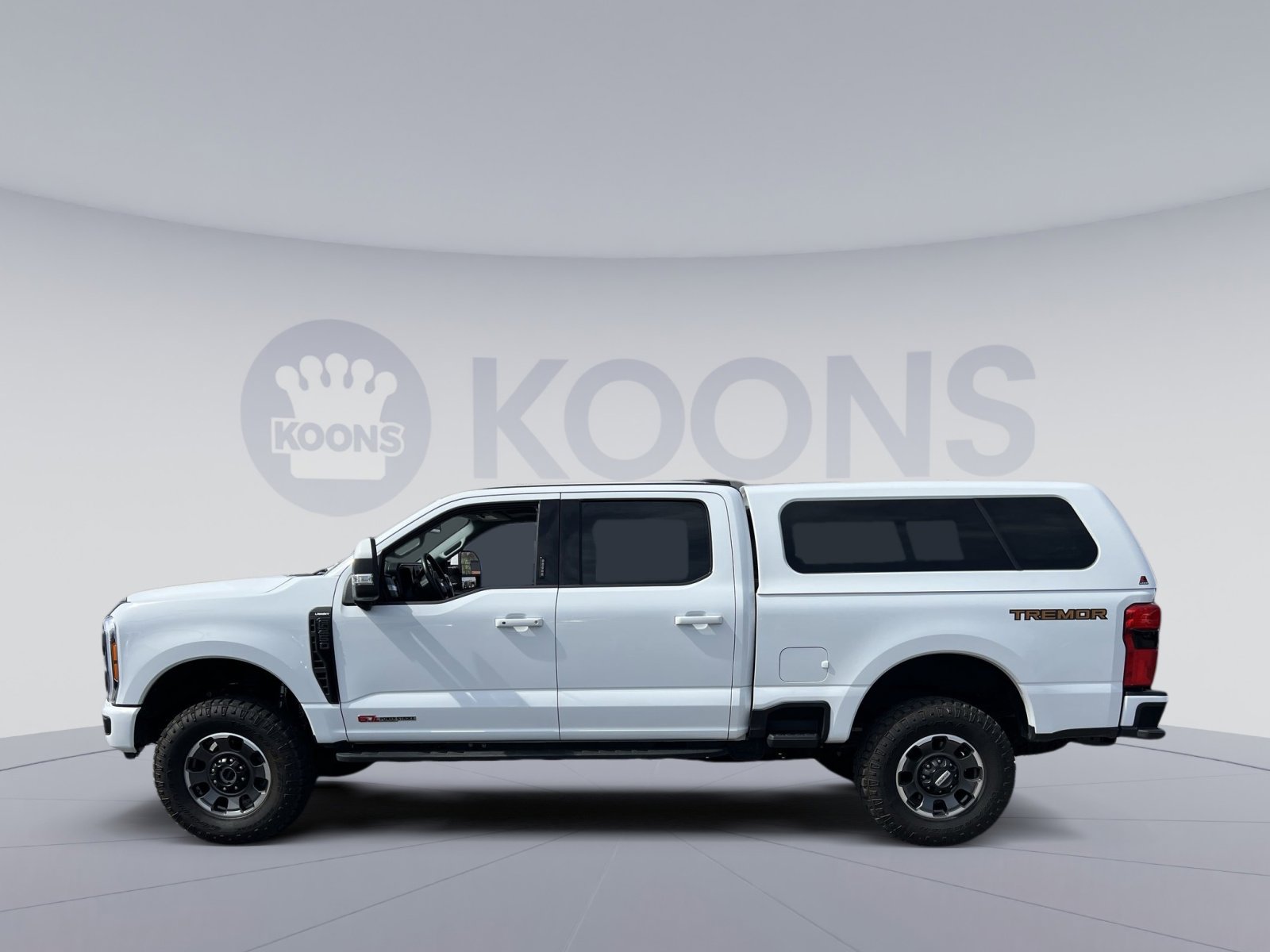 Certified 2023 Ford F250 Lariat w/ Lariat Ultimate Package image 2