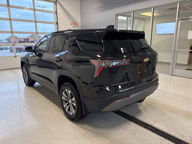 New 2026 Chevrolet Equinox LT w/ Convenience Package II image 8