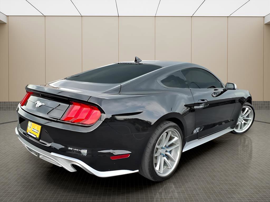 Used 2022 Ford Mustang Coupe image 22