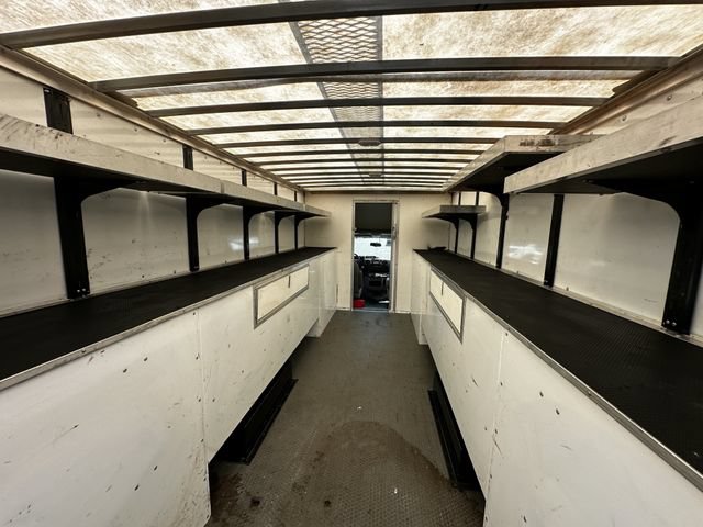 Certified 2024 Ford E-450 and Econoline 450 Super Duty w/ Power Windows & Locks Group RWD image 37