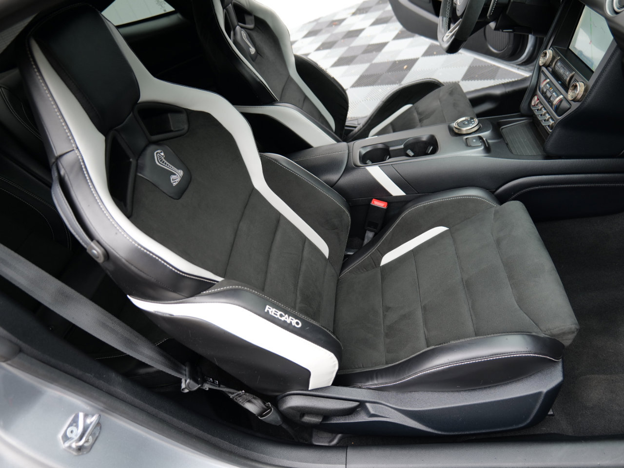 Used 2021 Ford Mustang Shelby GT500 w/ Technology Package image 37