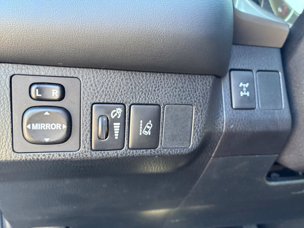 Used 2018 Toyota RAV4 XLE w/ Plus Extra Value Package AWD/4WD image 44