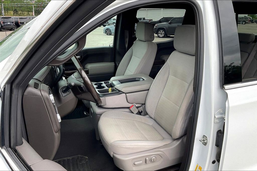 Used 2021 GMC Sierra 1500 SLE w/ Driver Alert Package II AWD/4WD image 27