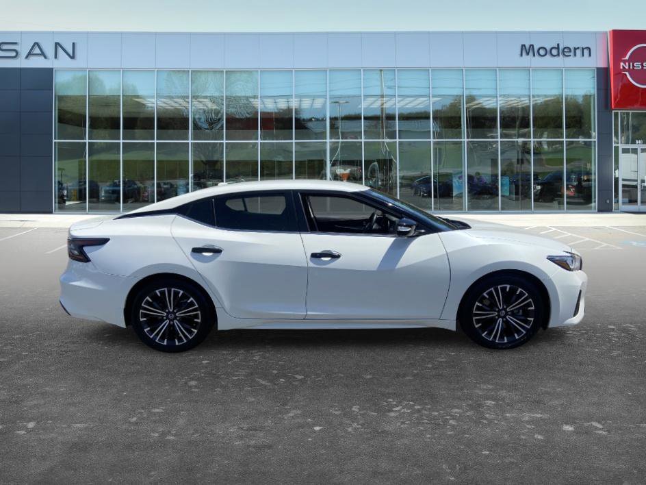 Used 2020 Nissan Maxima 3.5 SV w/ Floor Mat Group FWD image 10