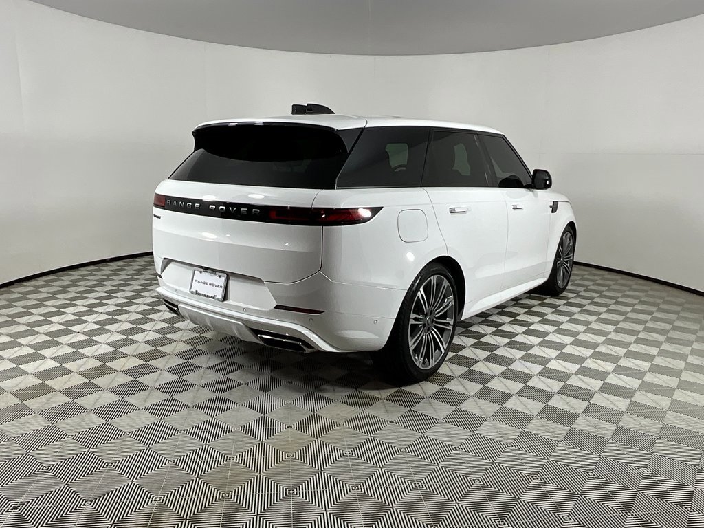 Certified 2024 Land Rover Range Rover Sport Dynamic SE image 4