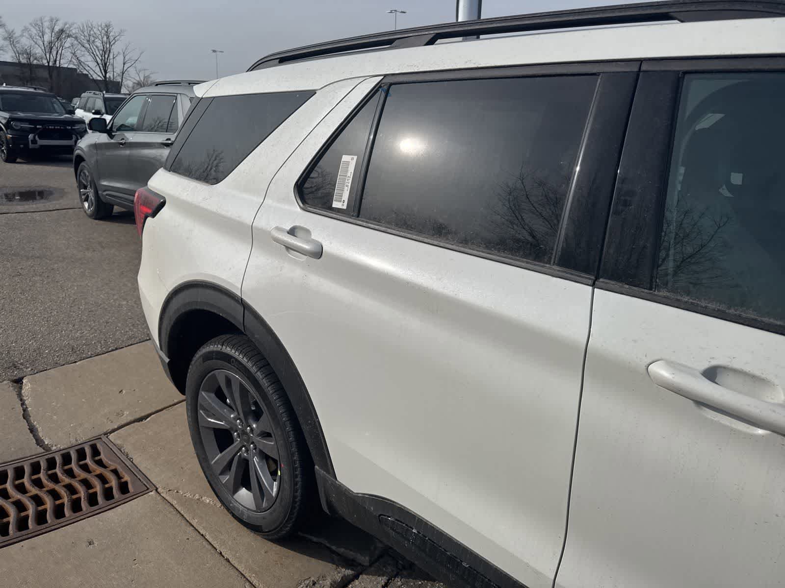 New 2026 Ford Explorer Active w/ Active Comfort Package AWD/4WD image 17