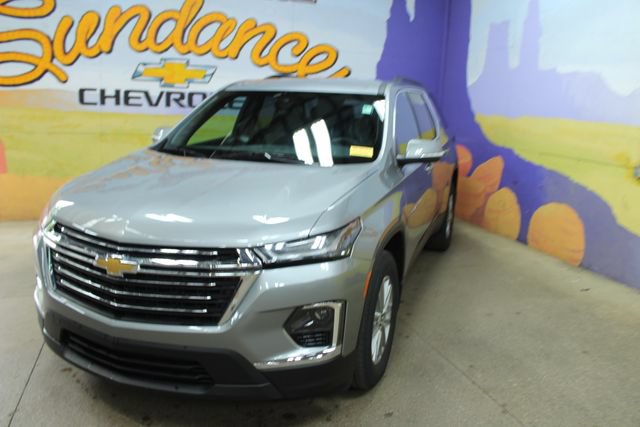 Used 2023 Chevrolet Traverse LT FWD image 4