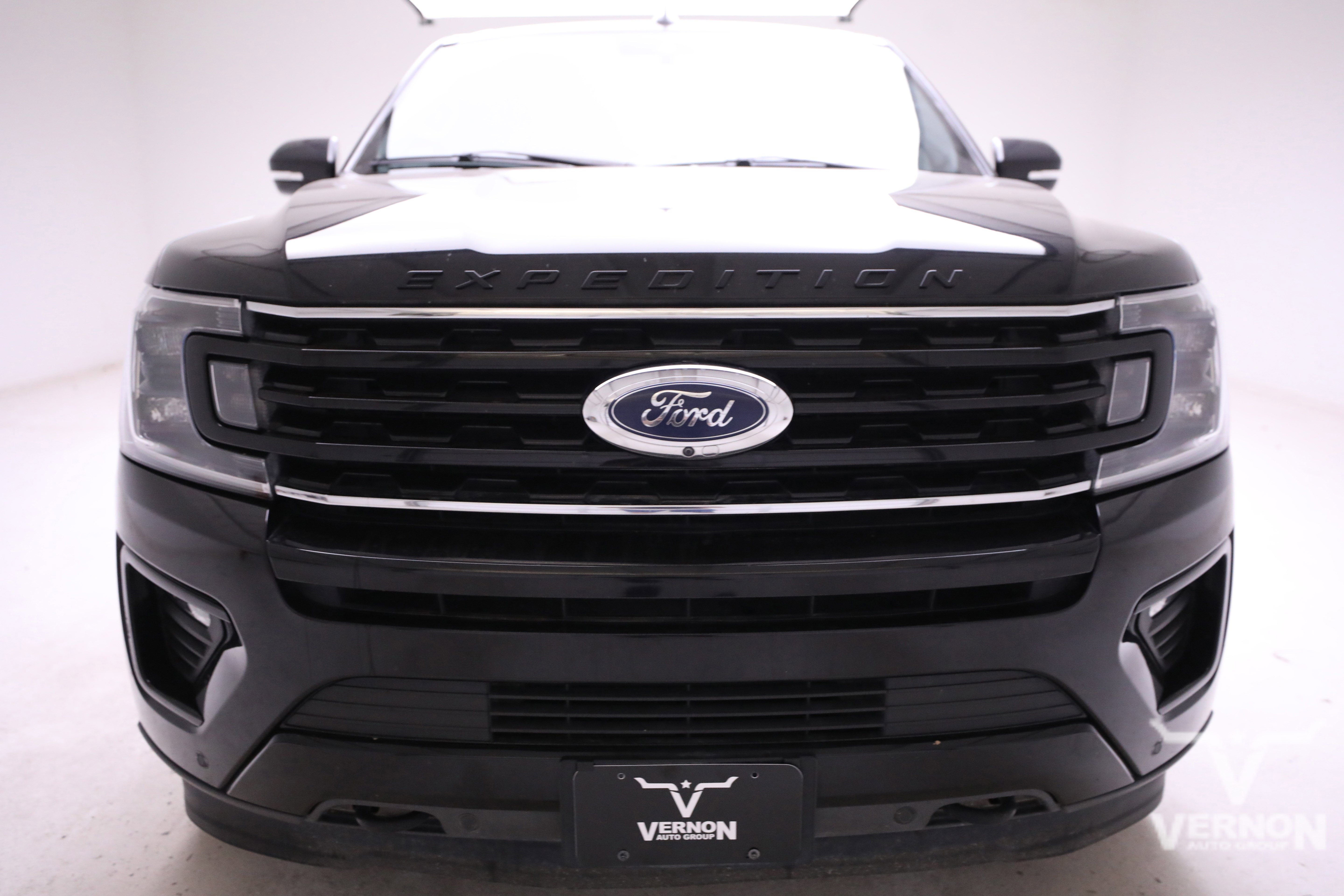 Used 2021 Ford Expedition Limited image 8
