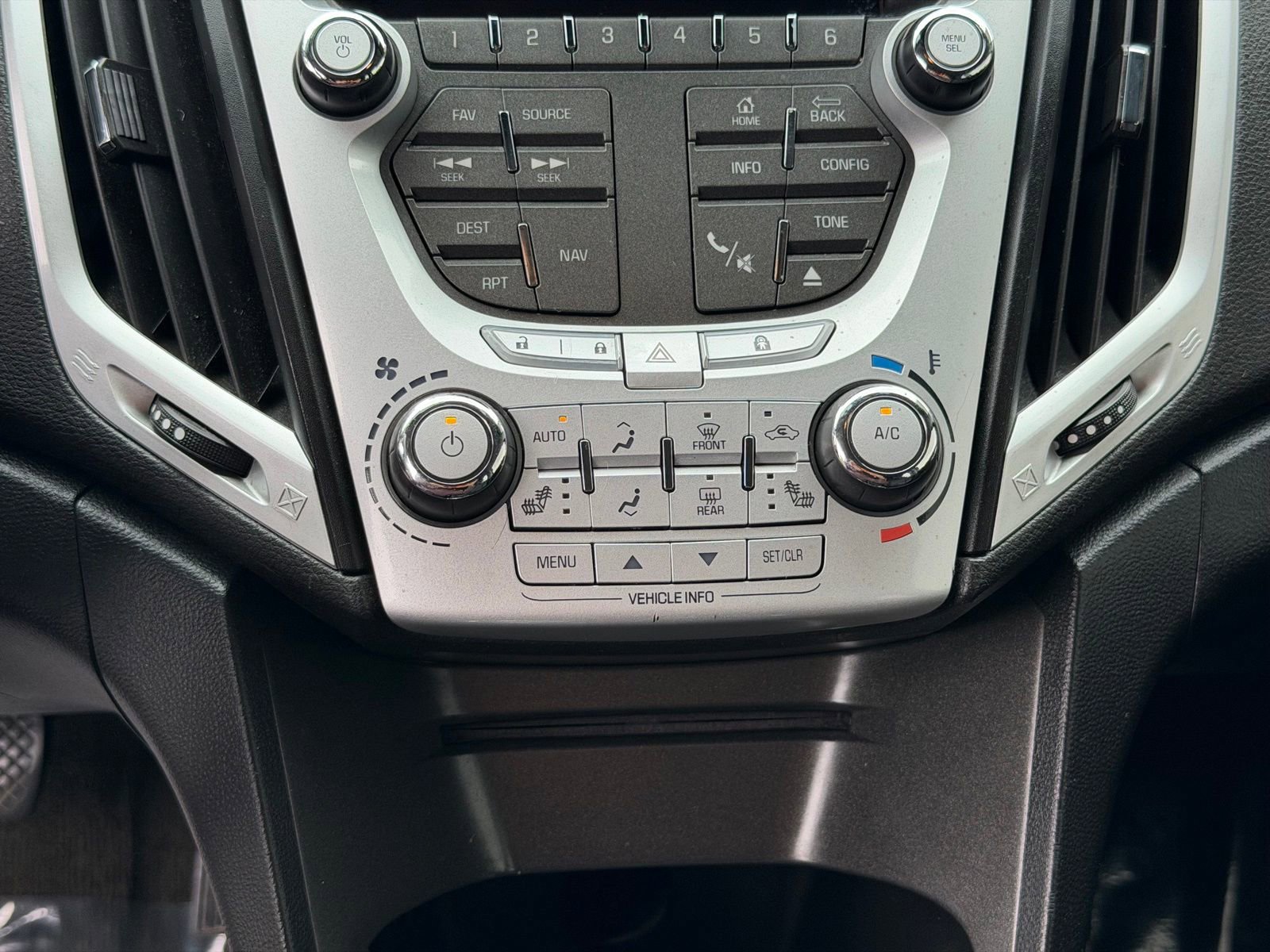 Used 2015 GMC Terrain SLT w/ Chrome Appearance Package FWD image 21
