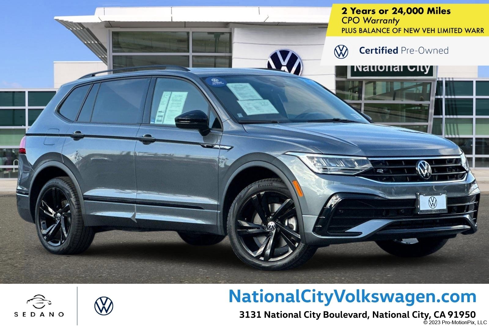 Certified 2024 Volkswagen Tiguan SE R-Line image 1