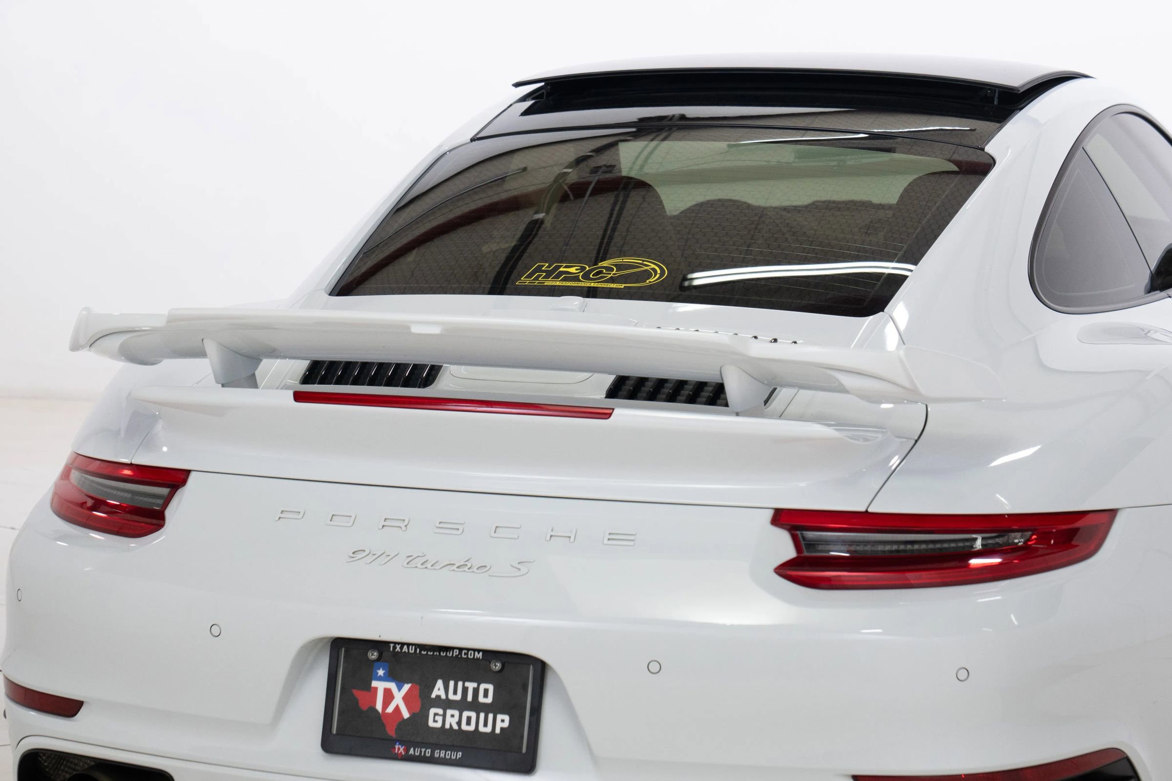 Used 2017 Porsche 911 Turbo S image 13