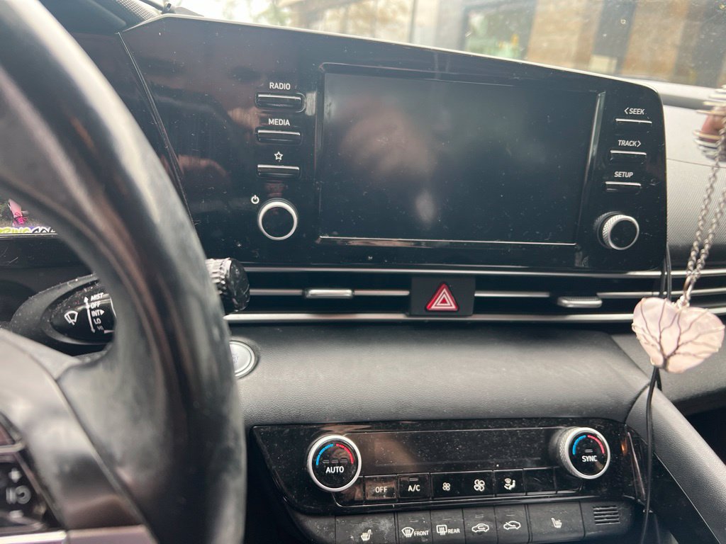 Used 2021 Hyundai Elantra SEL w/ Convenience Package FWD image 14