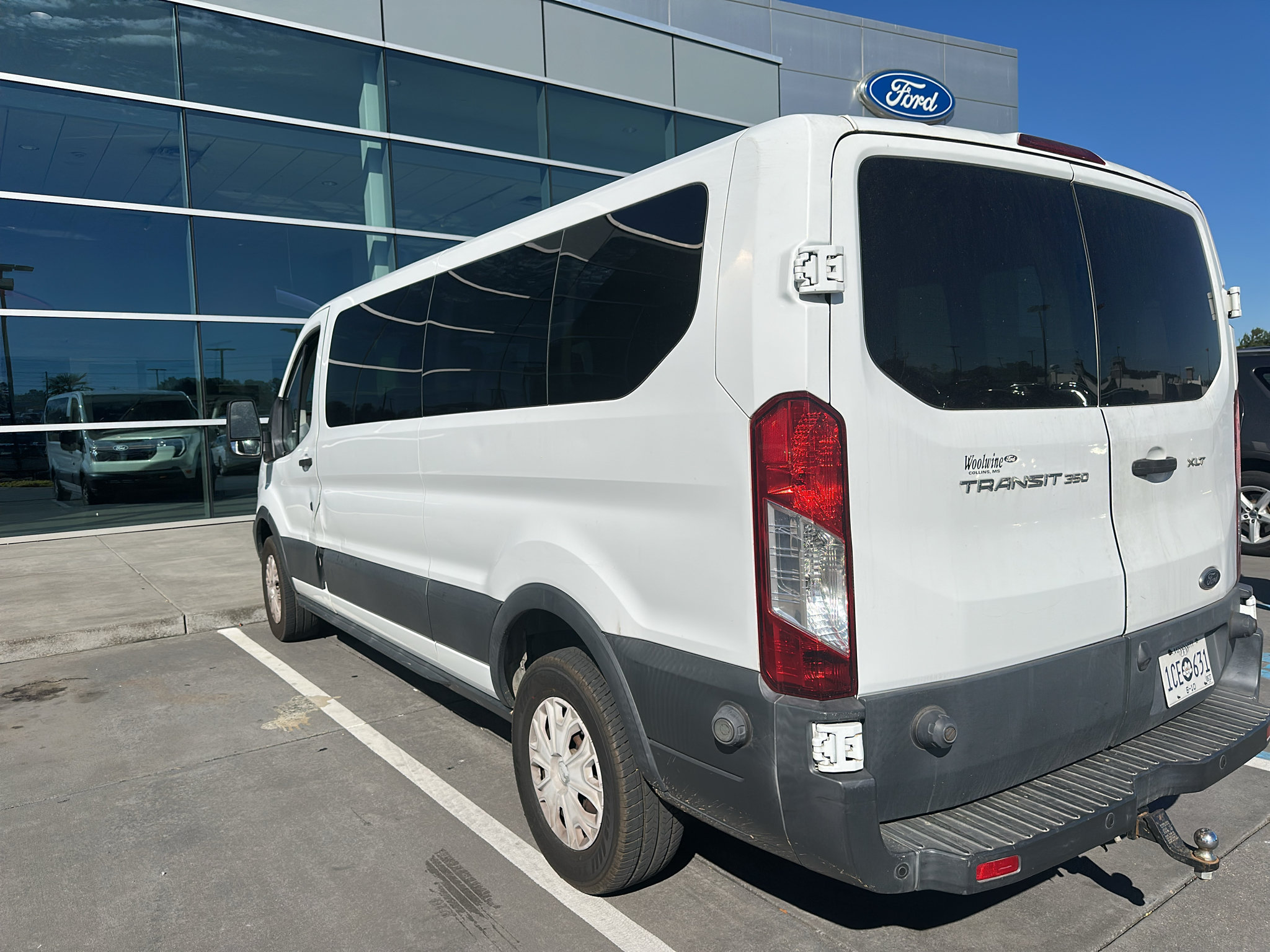 Used 2016 Ford Transit 350 XLT RWD image 4