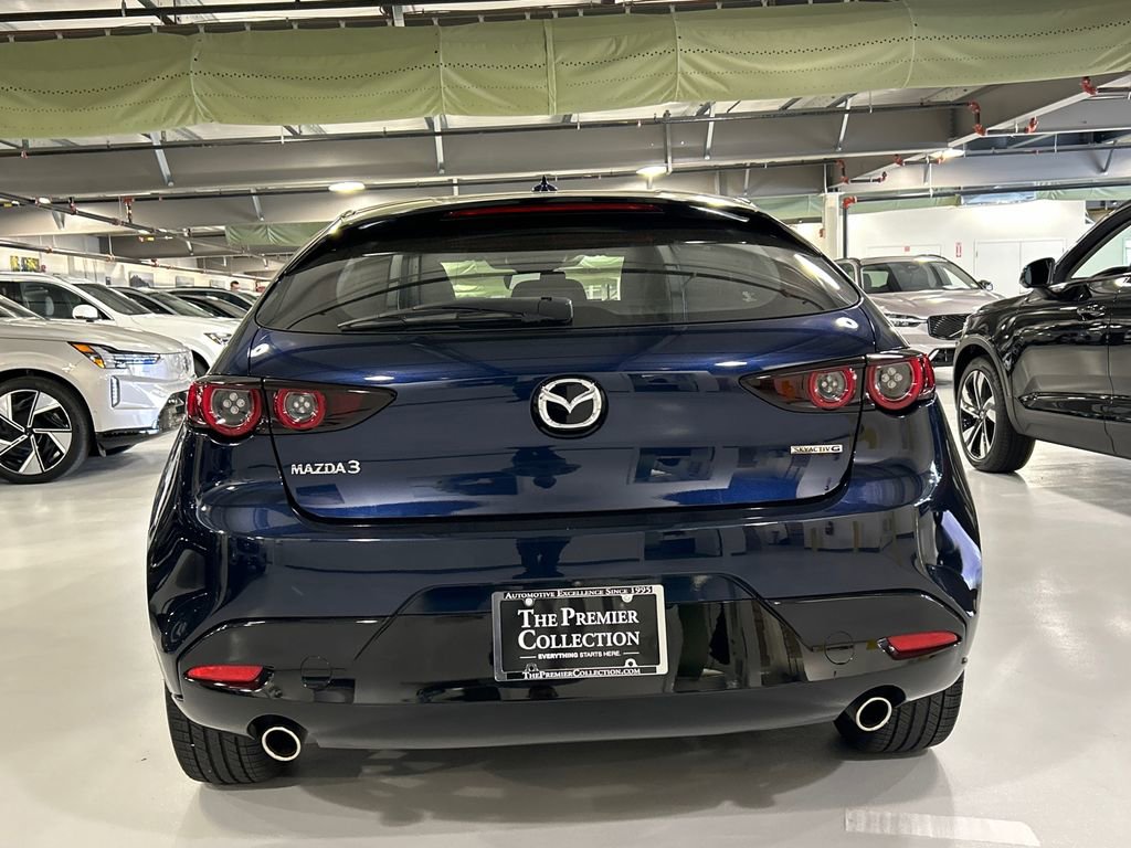 Used 2019 MAZDA MAZDA3 Hatchback w/ Premium Package image 3