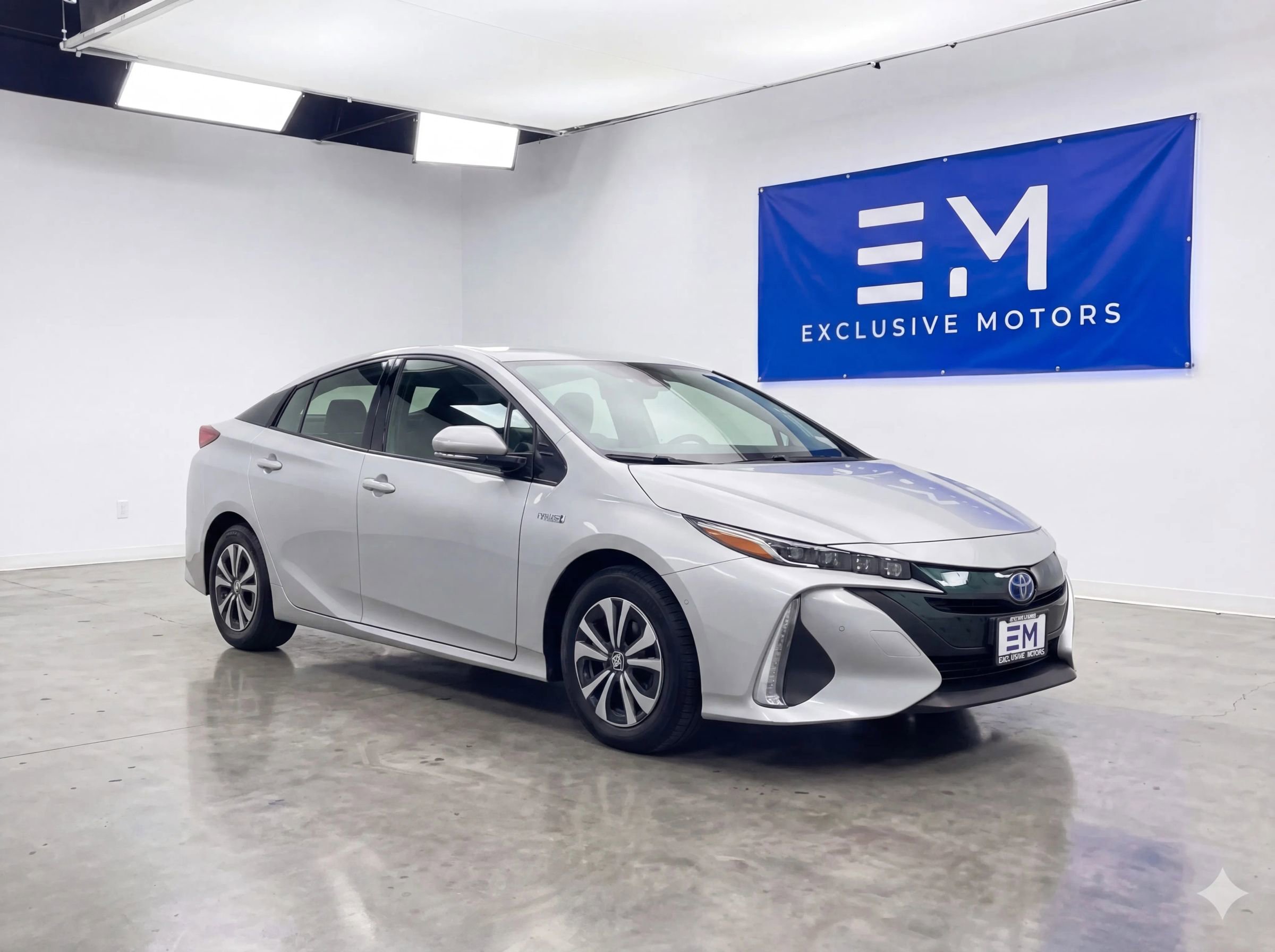 Used 2017 Toyota Prius Prime Plus image 1