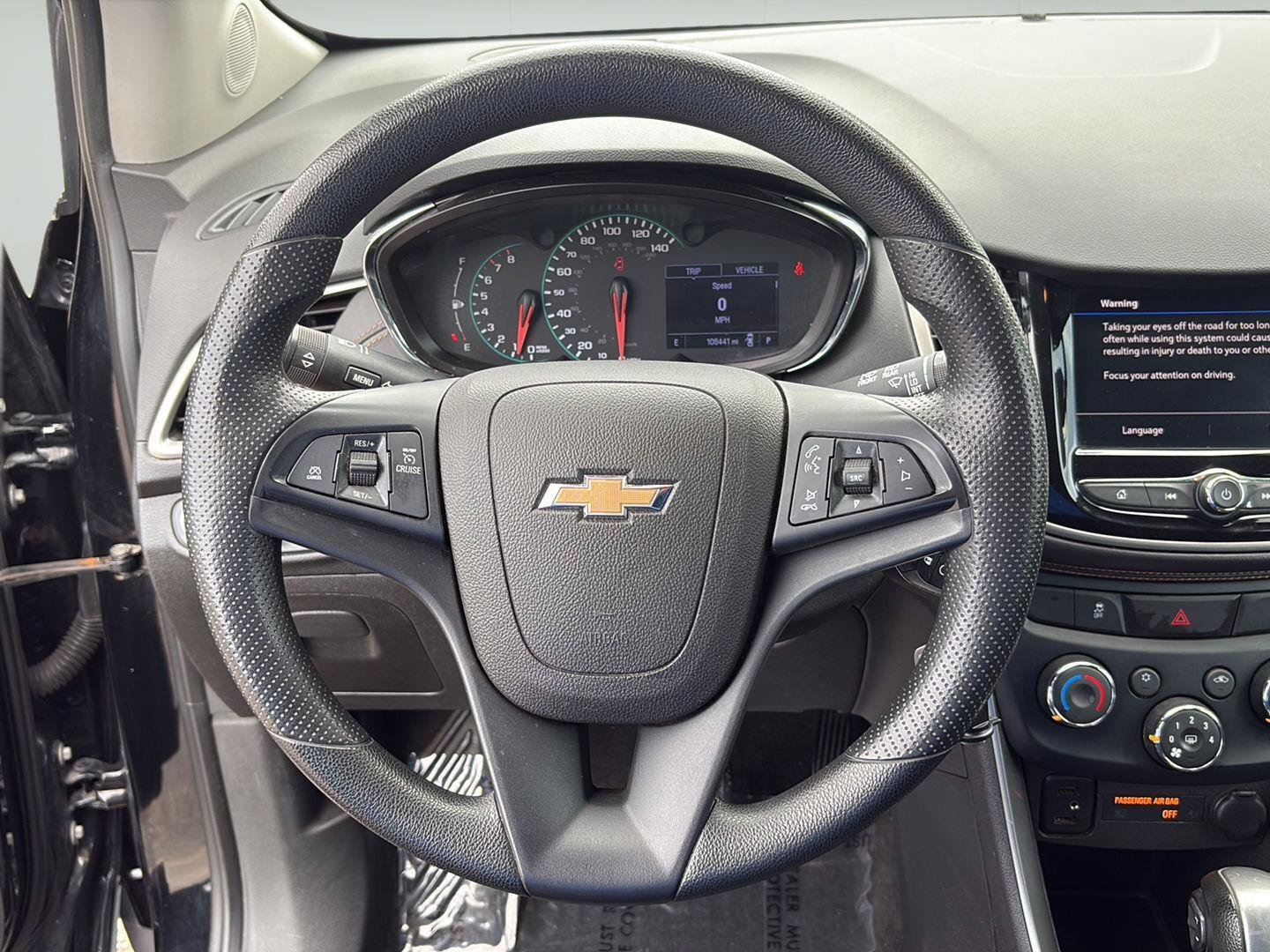 Used 2020 Chevrolet Trax LT FWD image 7