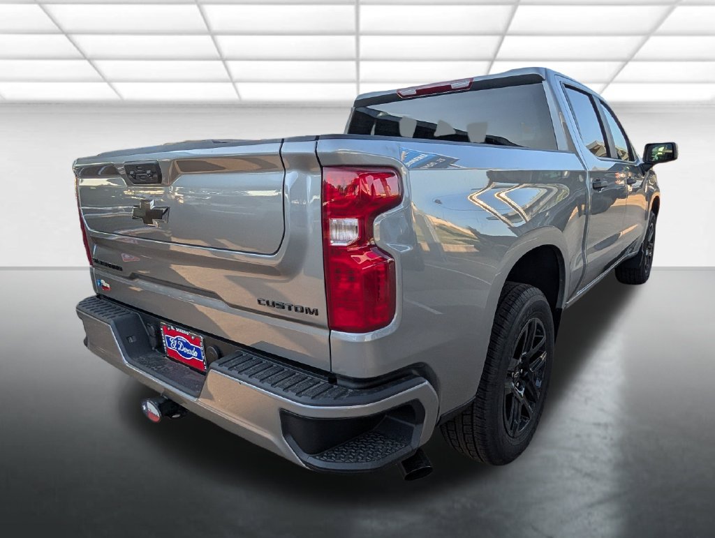 New 2026 Chevrolet Silverado 1500 Custom w/ LPO, Dark Essentials Package RWD image 26