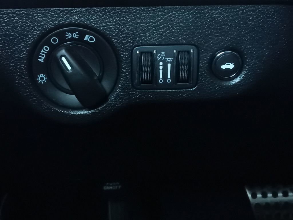 Used 2023 Dodge Challenger SRT Hellcat w/ Driver Convenience Group image 12