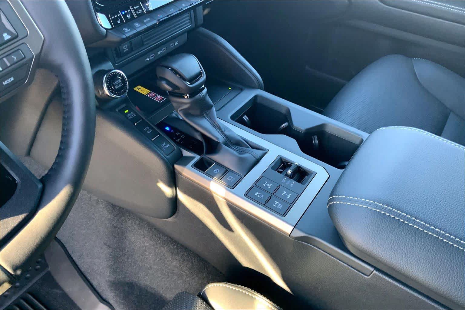 New 2027 Toyota Land Cruiser AWD/4WD image 7
