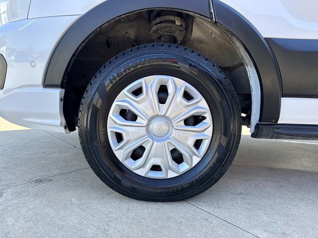 Used 2023 Ford Transit 350 XLT image 6