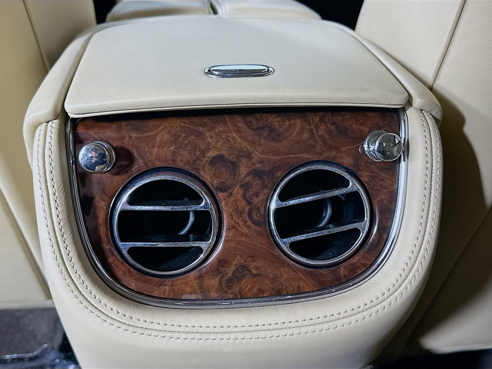Used 2011 Bentley Mulsanne RWD image 57