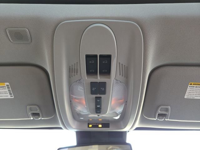 Used 2017 Chevrolet Equinox LT image 58