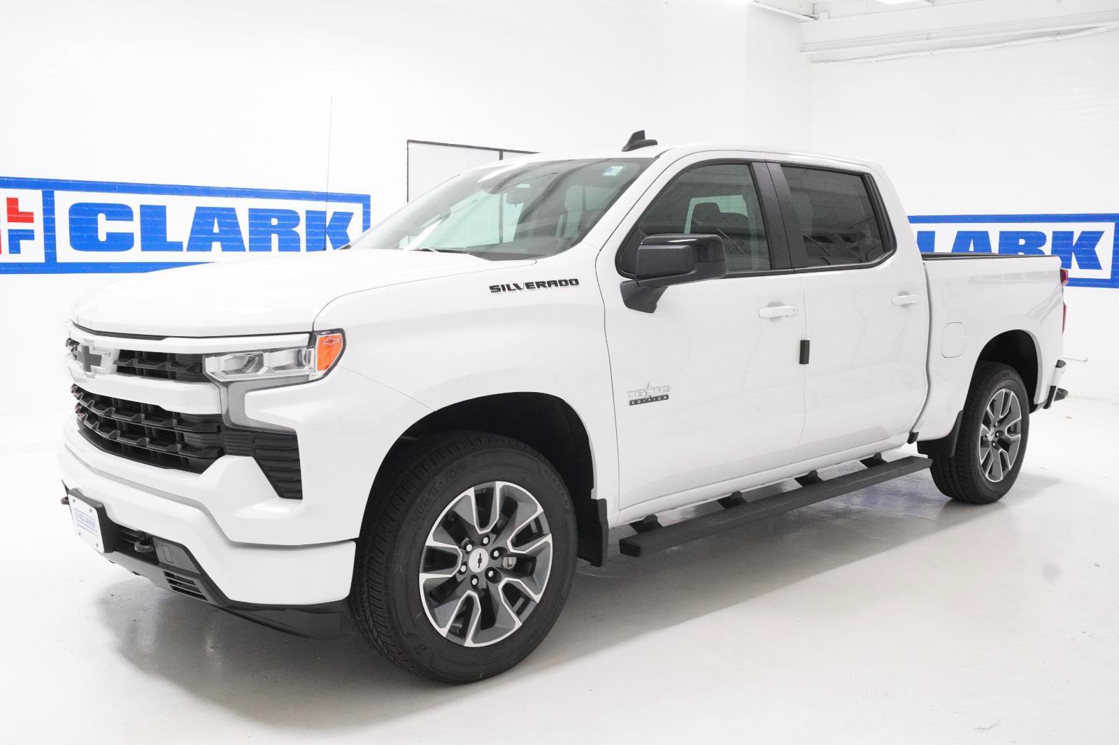 New 2026 Chevrolet Silverado 1500 RST w/ LPO, Dark Essentials Package RWD image 32