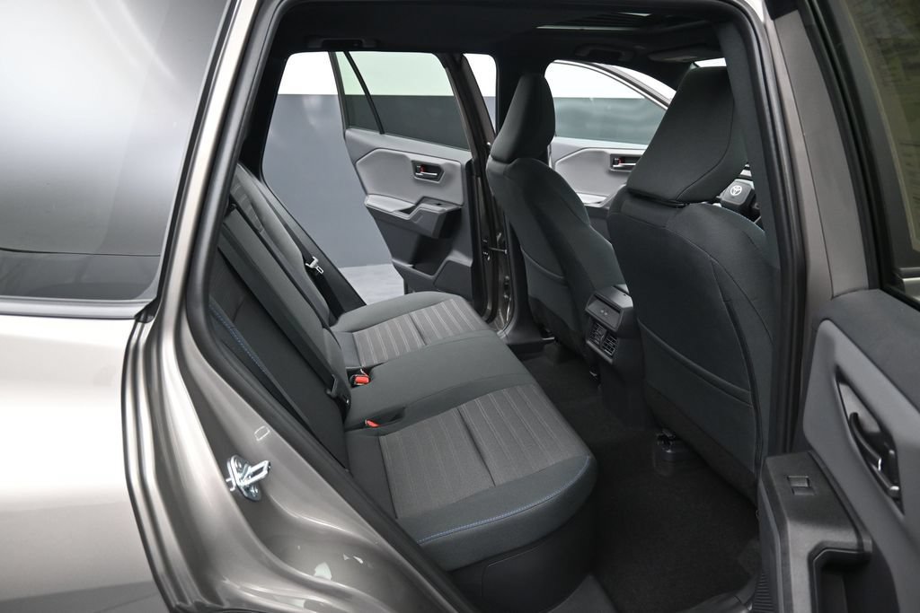 Certified 2026 Toyota RAV4 SE w/ Convenience Package AWD/4WD image 33