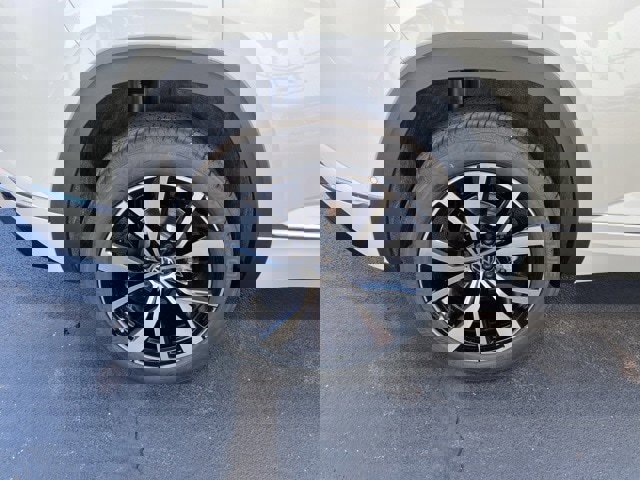 New 2026 Volkswagen Atlas Cross Sport SEL Premium R-Line image 22