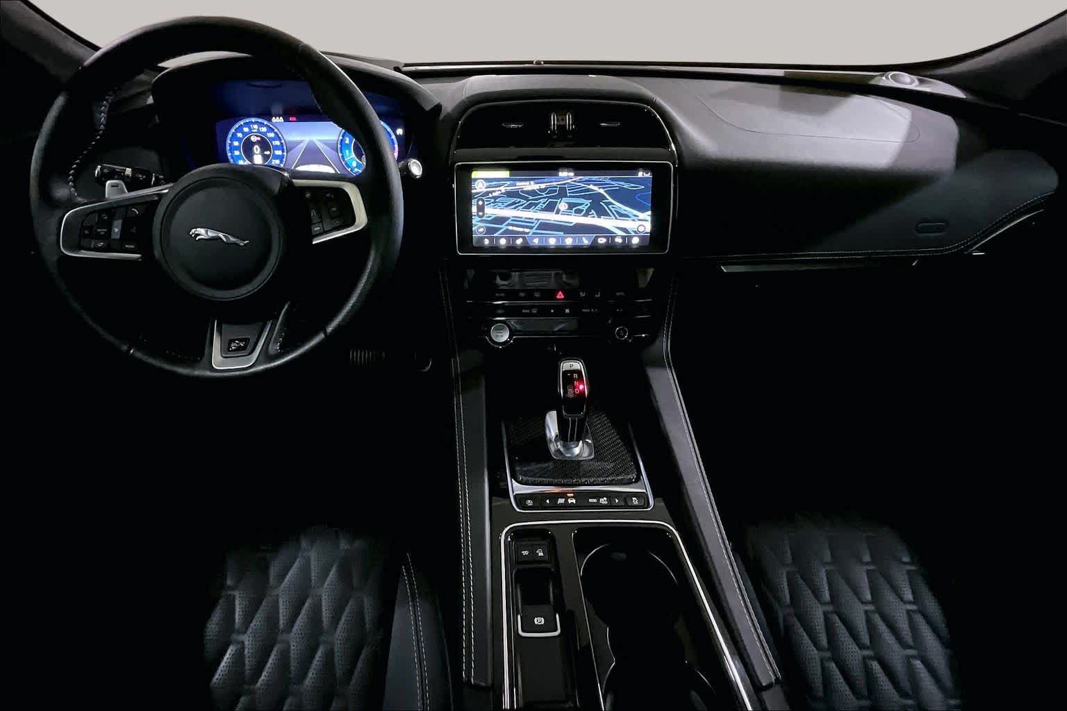 Used 2020 Jaguar F-PACE SVR AWD/4WD image 15