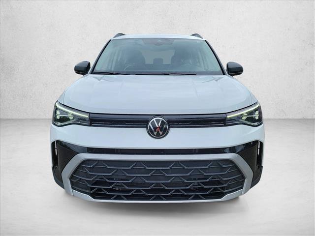 Used 2025 Volkswagen Taos S FWD image 2