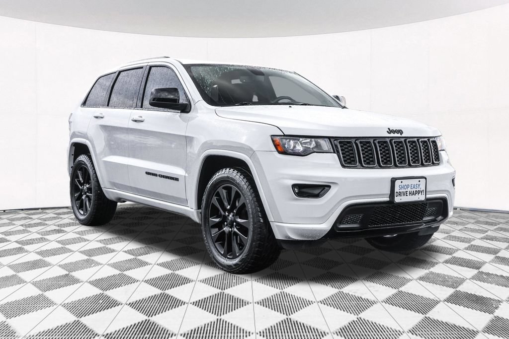 Used 2019 Jeep Grand Cherokee Altitude AWD/4WD image 11