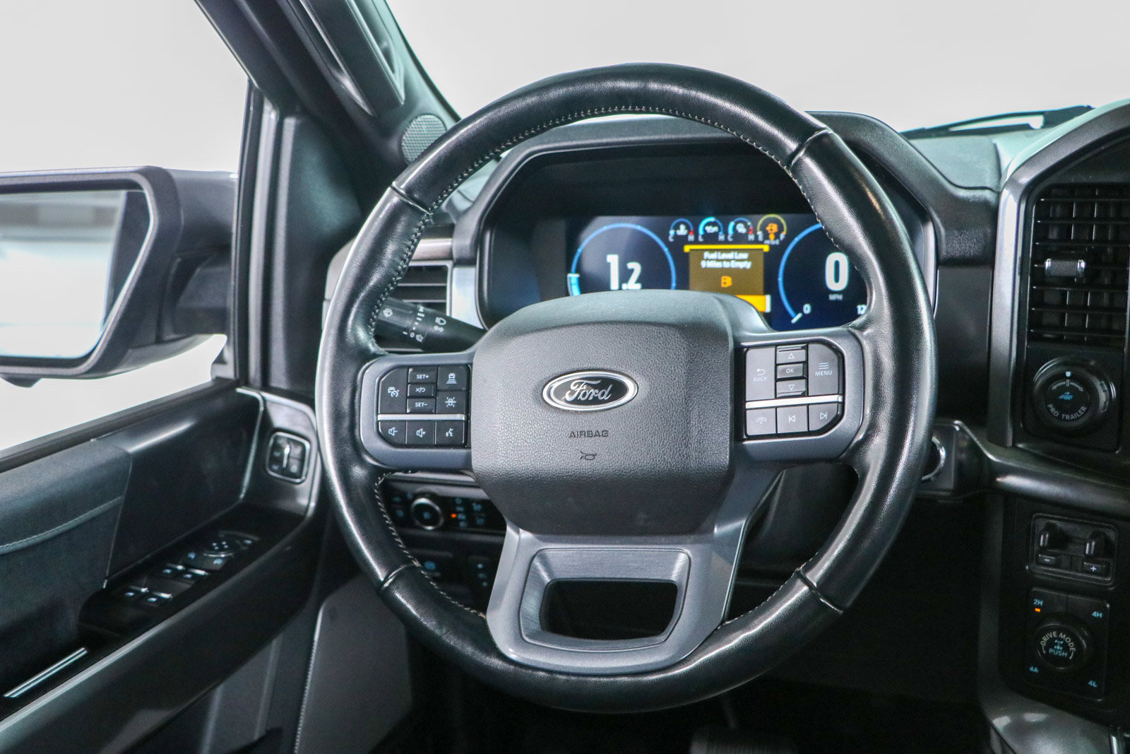 Used 2023 Ford F150 Lariat w/ Equipment Group 502A High AWD/4WD image 13