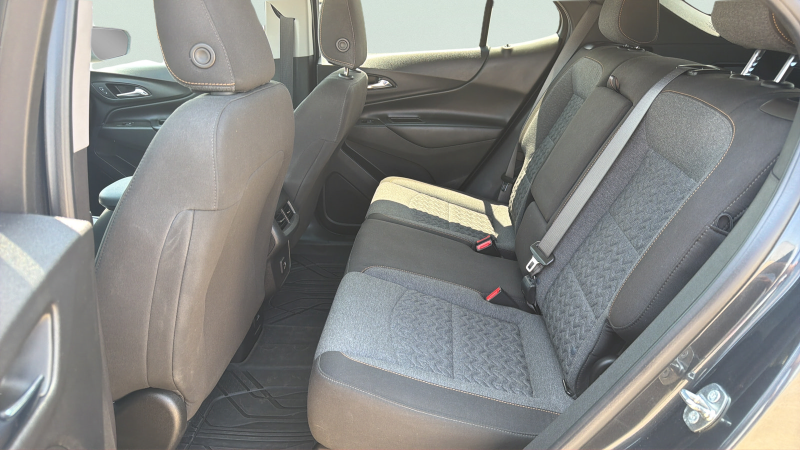 Used 2023 Chevrolet Equinox LT AWD/4WD image 21