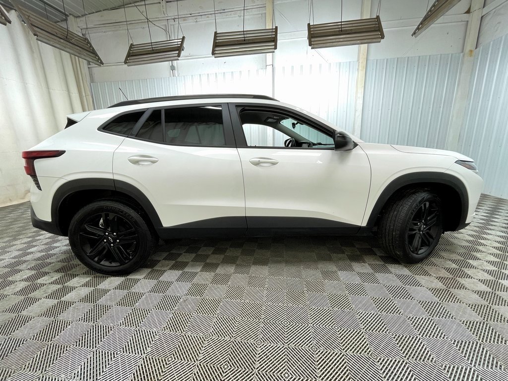 Certified 2024 Chevrolet Trax ACTIV image 17