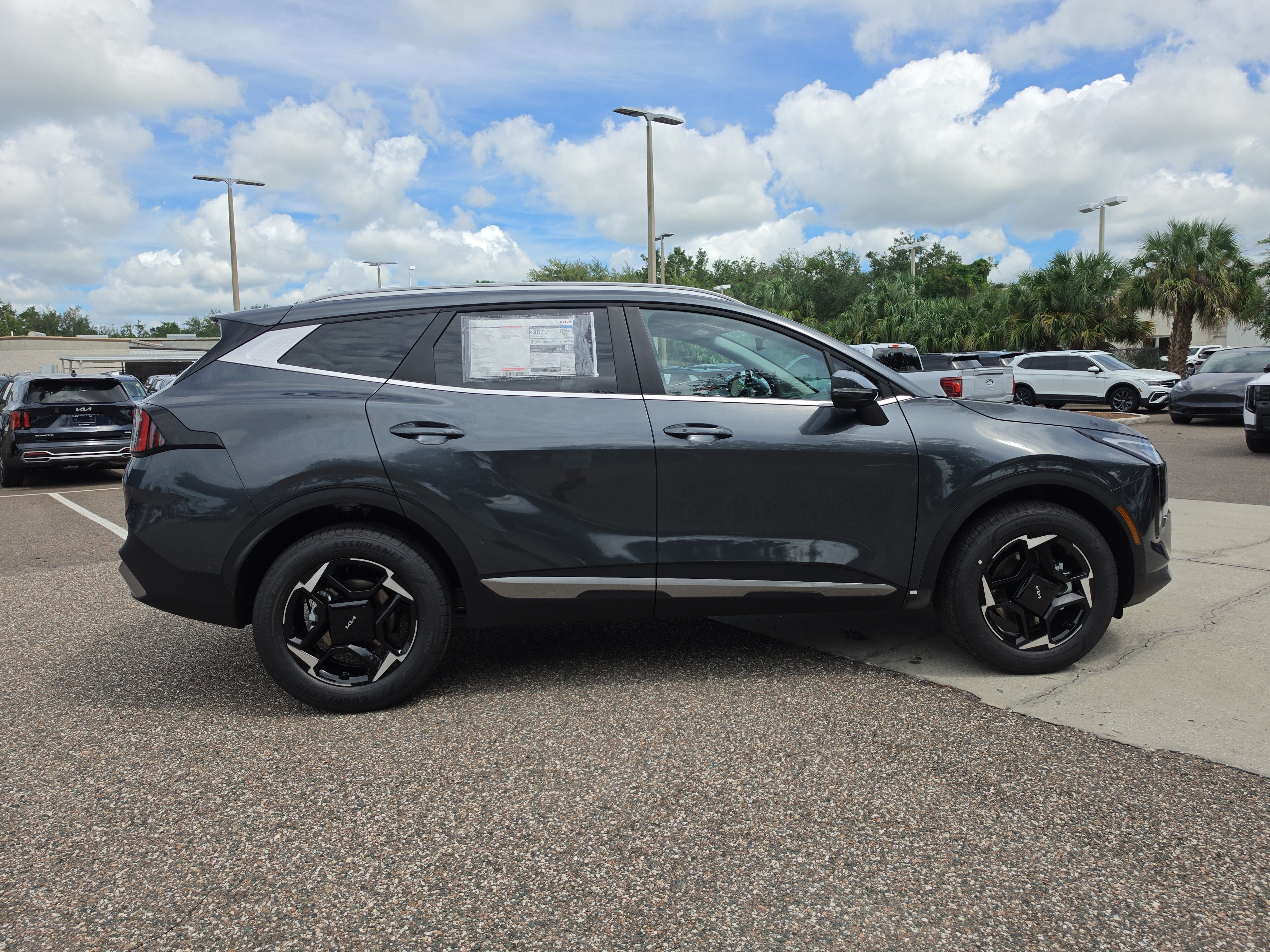 New 2027 Kia Sportage EX AWD/4WD image 9
