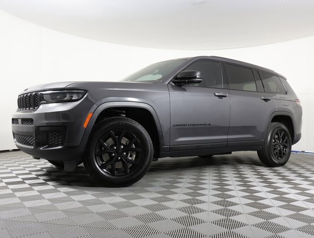 Used 2024 Jeep Grand Cherokee L Laredo
