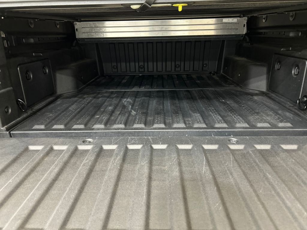 Used 2022 Hyundai Santa Cruz SEL w/ Activity Package FWD image 5