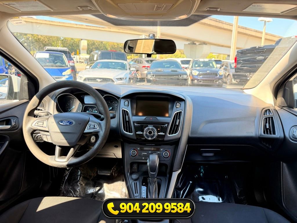 Used 2018 Ford Focus SEL FWD image 35