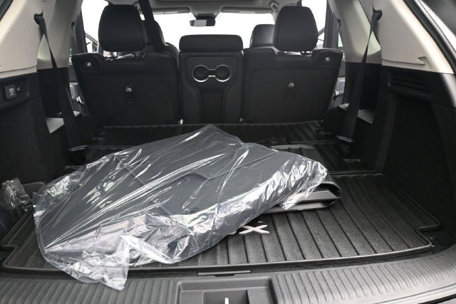 New 2026 Acura MDX w/ Technology Package FWD image 18