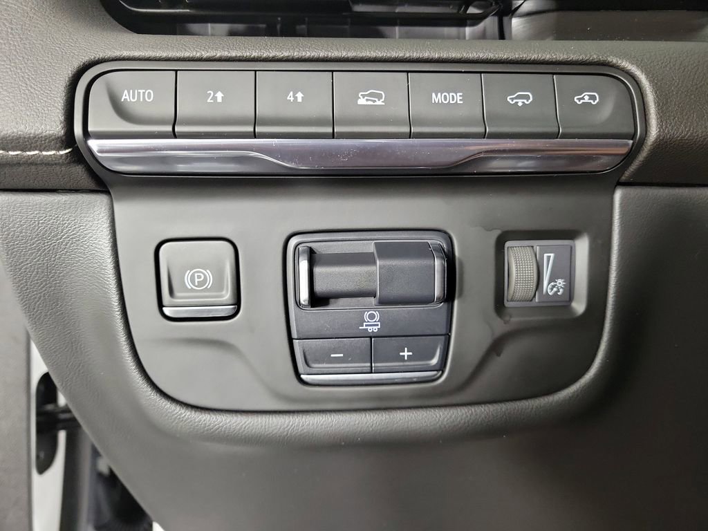 Used 2023 Cadillac Escalade ESV Sport w/ LPO, ONYX Package image 29