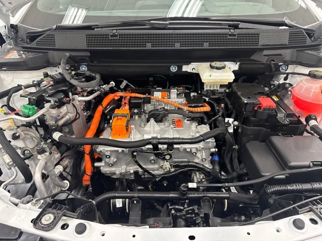 New 2026 Chevrolet Equinox EV LT w/ Convenience Package II FWD image 39