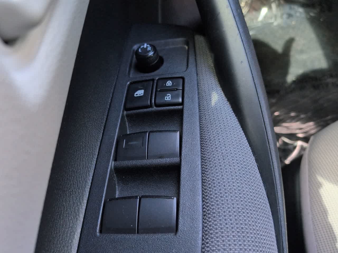 Certified 2022 Toyota Corolla LE FWD image 21